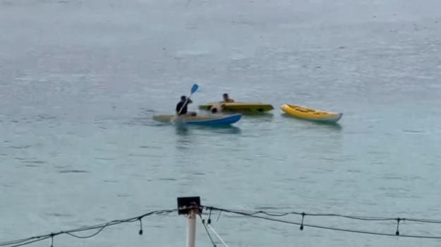 中国男子巴厘岛溺亡同伴连滚带爬求救 22岁中国男子巴厘岛旅游时溺亡