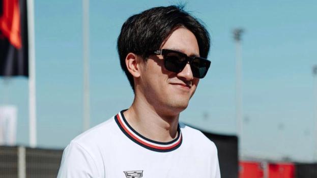 F1新赛季揭幕战在即 各支车队备战墨尔本 周冠宇迎接新挑战