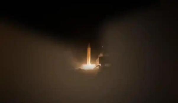 伊朗开始“真实承诺-4”第30轮攻势 导弹与无人机齐发