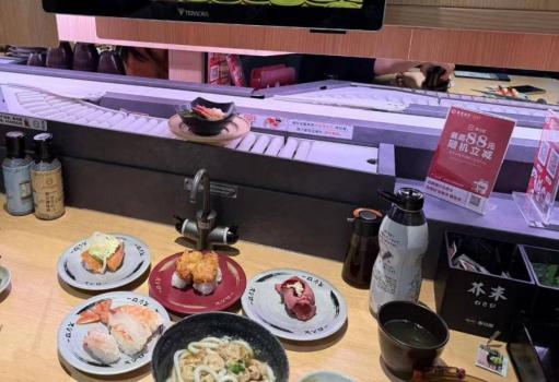 315前夕，又一网红品牌暴雷！吃出寄生虫卵，曾排队超3000桌 平价寿司热潮背后的隐患