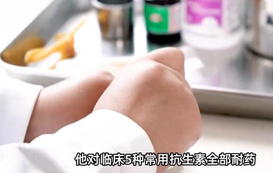 男生口臭2年险患癌 超级细菌警示录