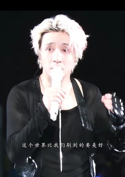 薛之谦：很开心盲道被撞是摆拍 善良未被辜负