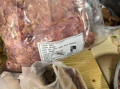 上海一餐飲店用豬肉代替驢肉被抓 低價(jià)肉冒充高價(jià)肉
