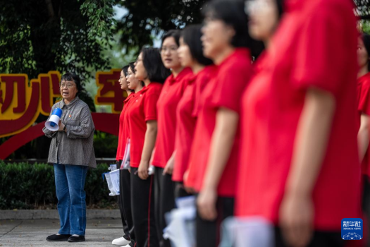 被張桂梅送出大山的學(xué)生怎么樣了 點亮大山的希望之光