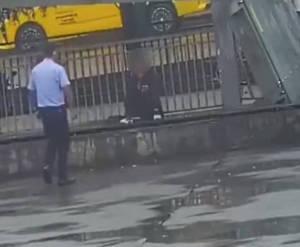 民警开完会返程途中遇到网逃人员，直接带回公安局