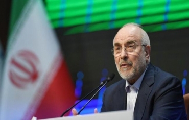 伊朗称“有条件暂开”海峡，美军继续封锁