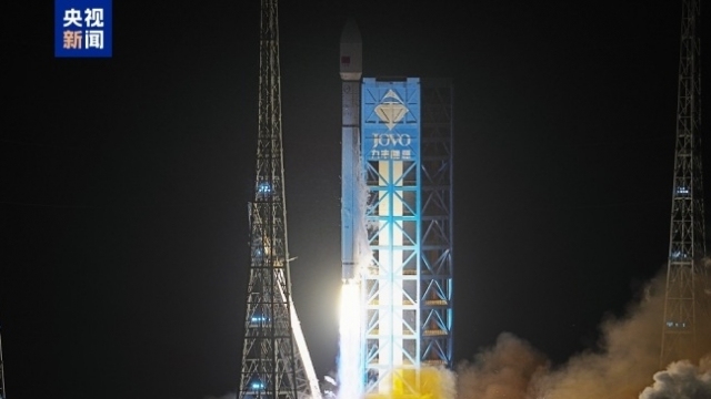 我国成功发射卫星互联网低轨27组卫星