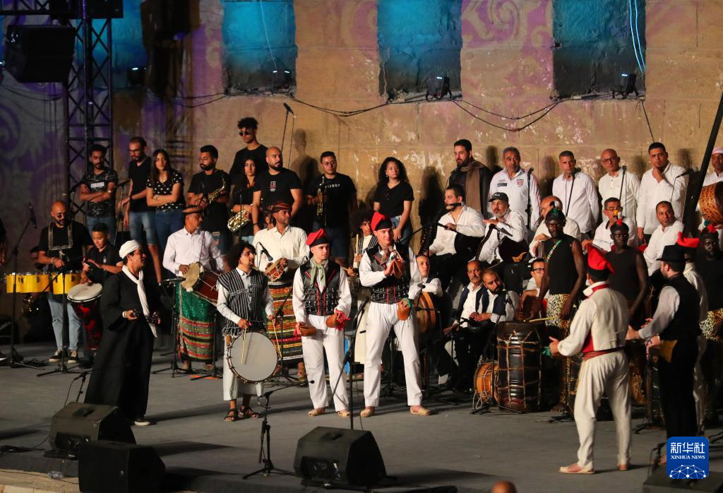 第九届埃及国际鼓乐与传统艺术节在开罗闭幕